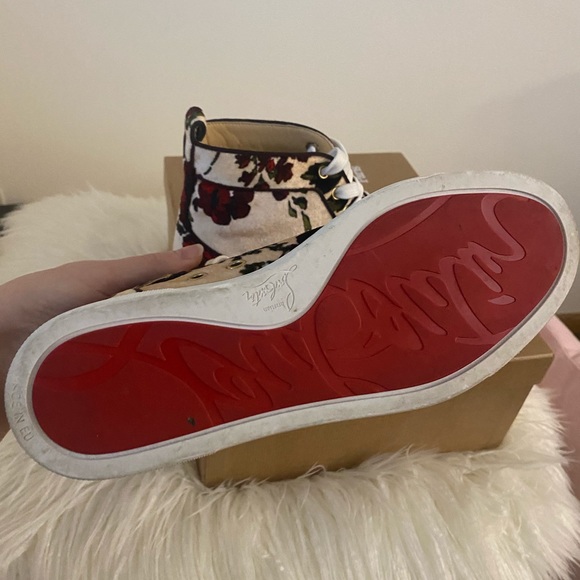 high top christian louboutin red bottom sneakers - Picture 5 of 7